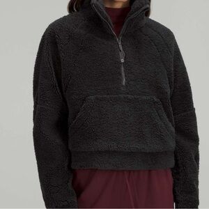 Lululemon Women's Black Scuba Oversized Fleece Funnel Neck. NWT